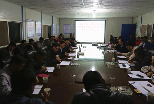 吹响总攻的号角  齐心协力奋战40天——滇池国际会展中心项目召开奋战40天动员大会