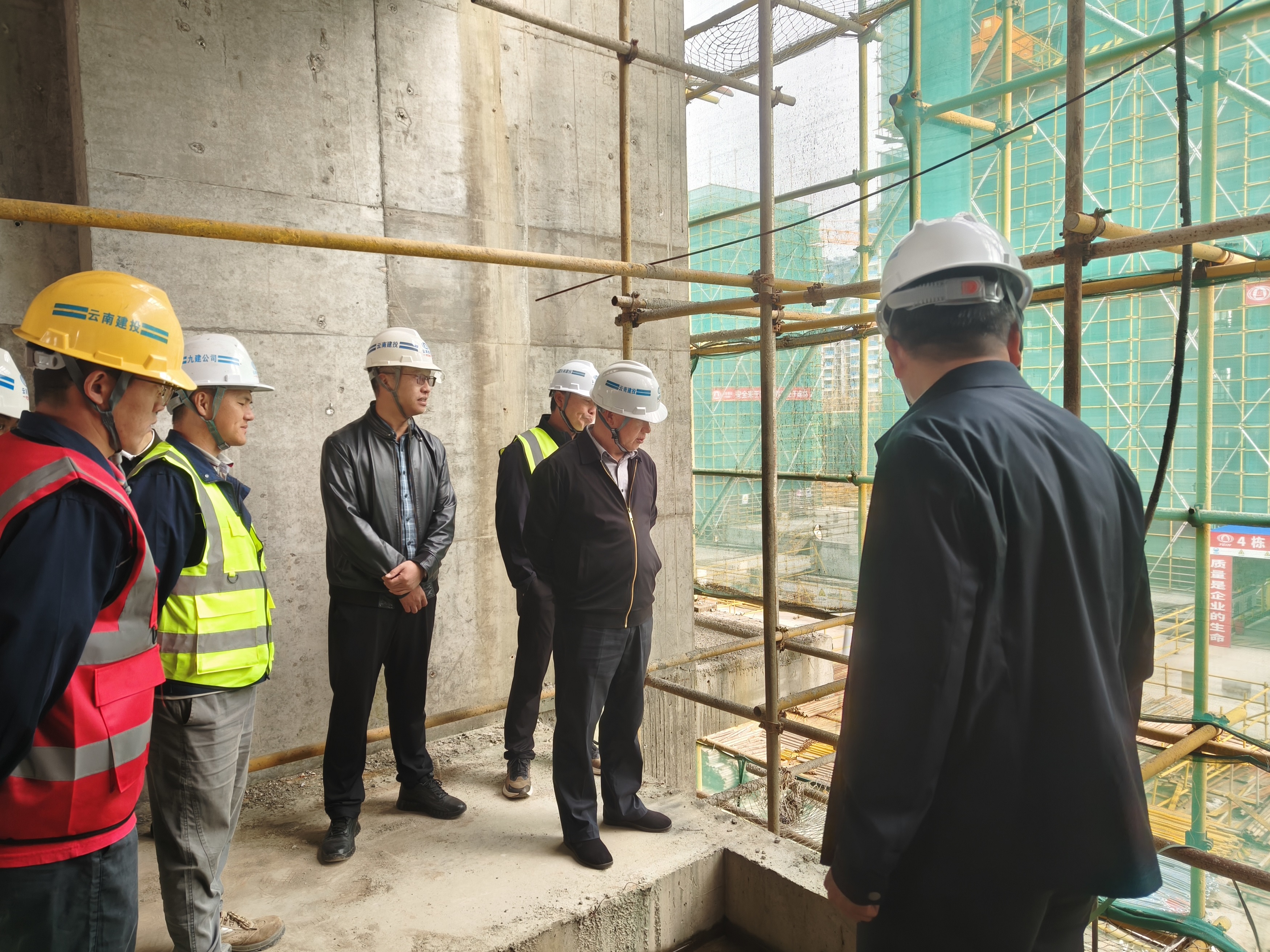 聚焦安全标杆！临沧市住建领域安全生产标准化观摩活动在镇康保障性住房项目举行